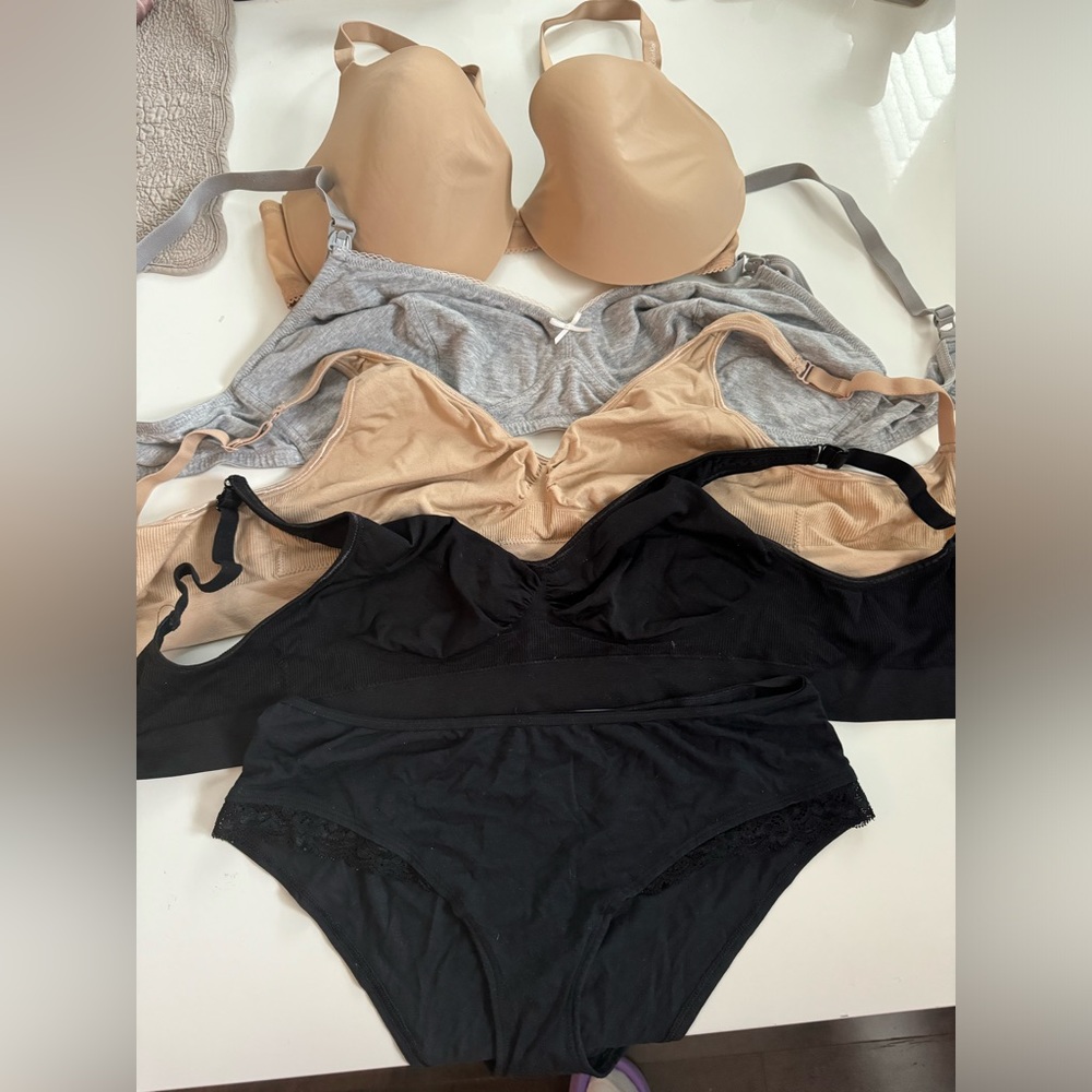 Calvin Klein & Gloria Vanderbilt Bras & La Senza Panties Bundle
